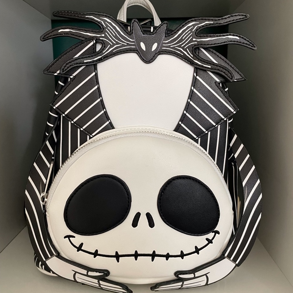 Loungefly Disney Nightmare Before Christmas Headless Jack Skellington